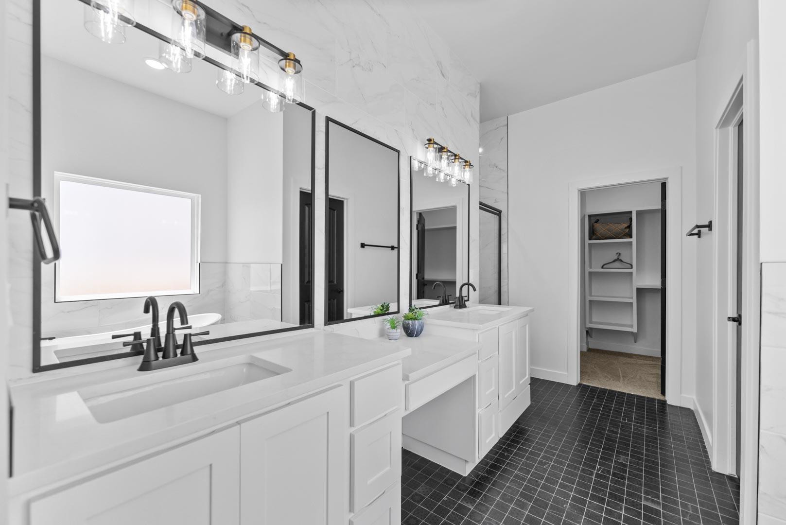 12332 Dessert Fox MLS-21